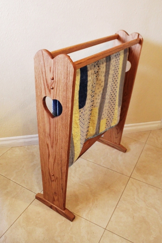 Freestanding Quilt Stand Removable Bars Heart Top Profile Solid Oak