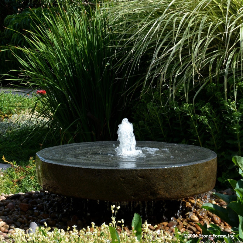 Garden Fountain: Cascading Overflow on Natural Millstone Bubbler