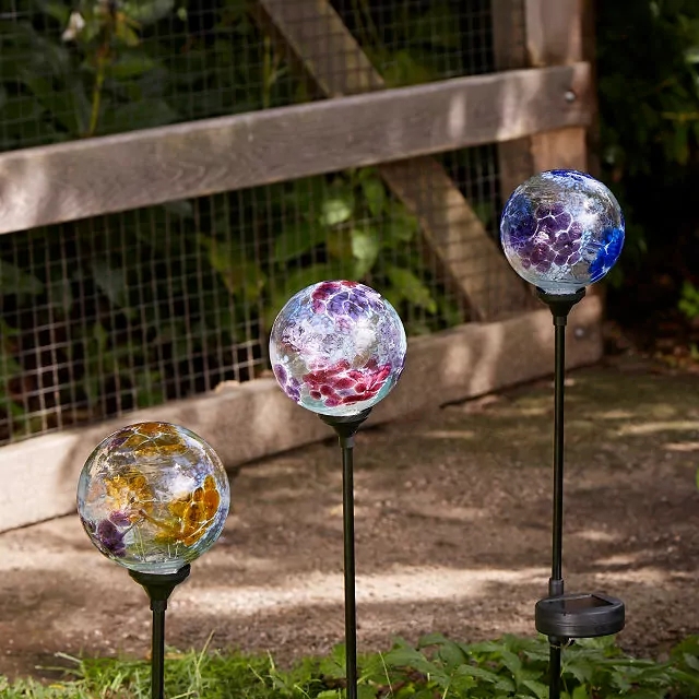 Garden Stake Floral Motif Crackled Glass Solar Accent