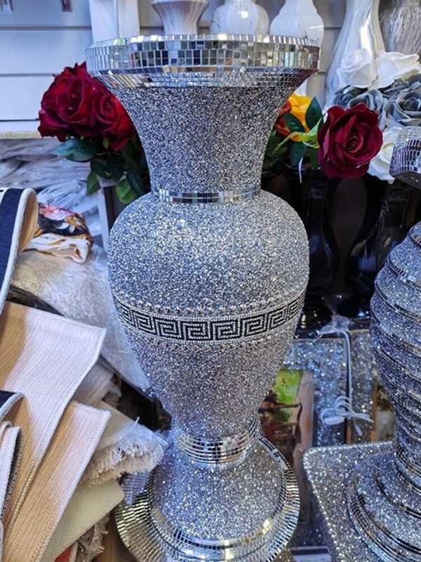Greek Key Mirrored Vase: Crushed Diamond Tiered Base