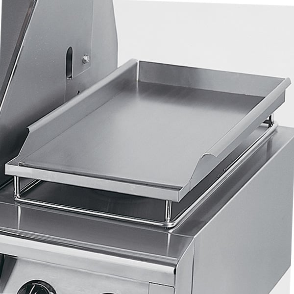 Griddle Plate, Wire Support Base, Polished Edges, Splash Guards.
