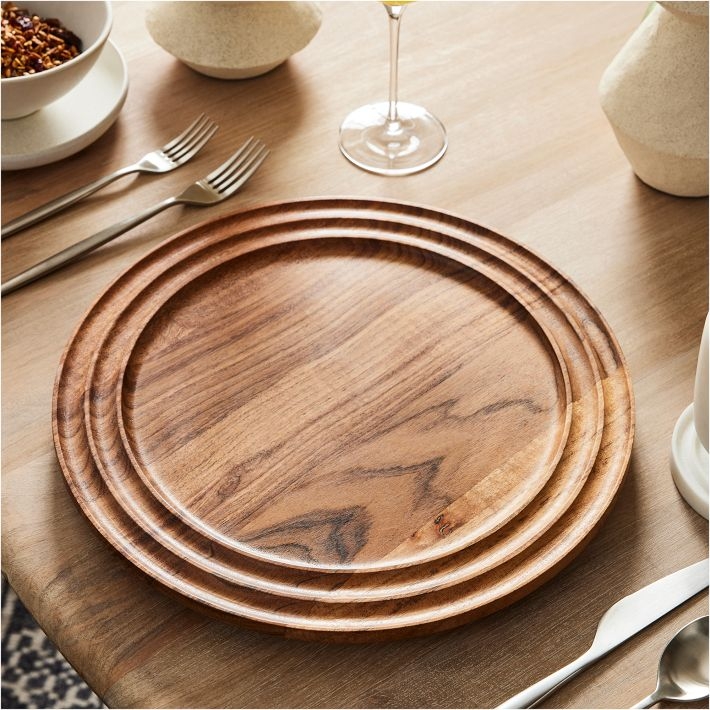 Grooved Wood Charger Plate, Tiered Rim Detail, Natural Grain Finish