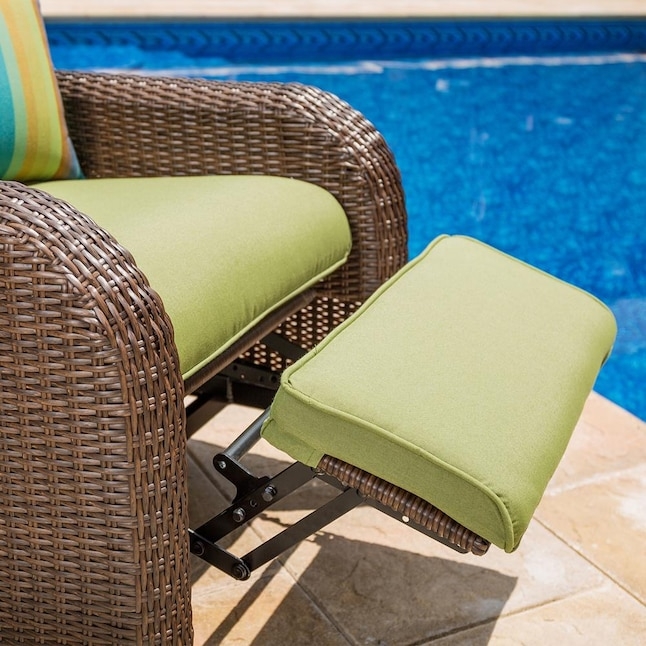 La-Z-Boy Outdoor Sawyer Wicker Brown Metal Frame Stationary Recliner  Chair(s) with Cilantro Green Sunbrella Cushioned Seat at