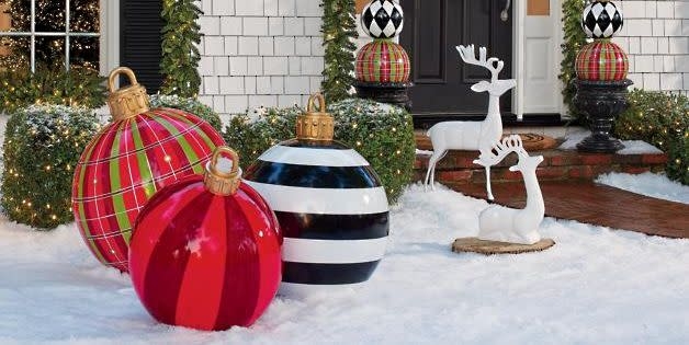Lawn Ornaments Graphic Holiday Oversized Scale Bold Patterns Glossy