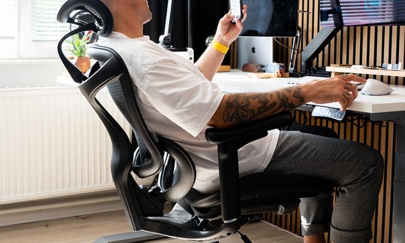 Matte Black Ergonomic Chair with Contoured Lumbar Support and Mesh