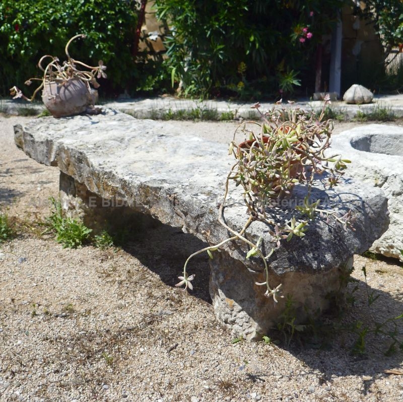 Mediterranean Garden Bench with Antique Pitted Texture