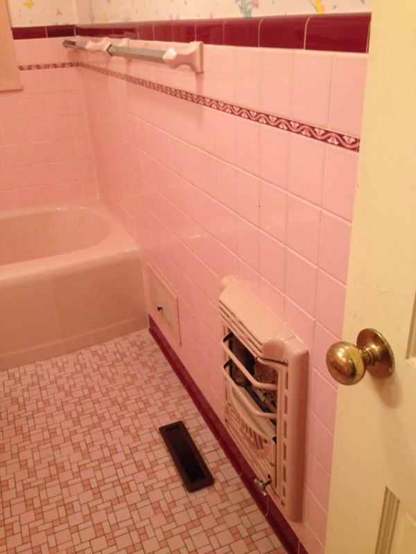 Mid-Century Retro Bathroom with Pastel Pink Tiles and Maroon Trim