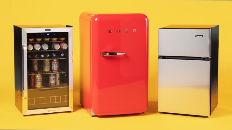 Mini Fridge Retro Bright Red Glossy Chrome Handle Dorm Room Appliance