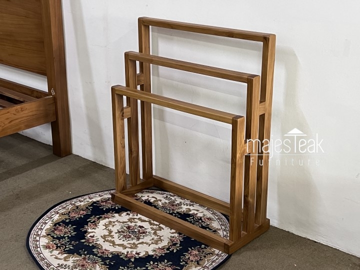 Modern Teak Towel Rack featuring Three Graduated Rectangular Frames