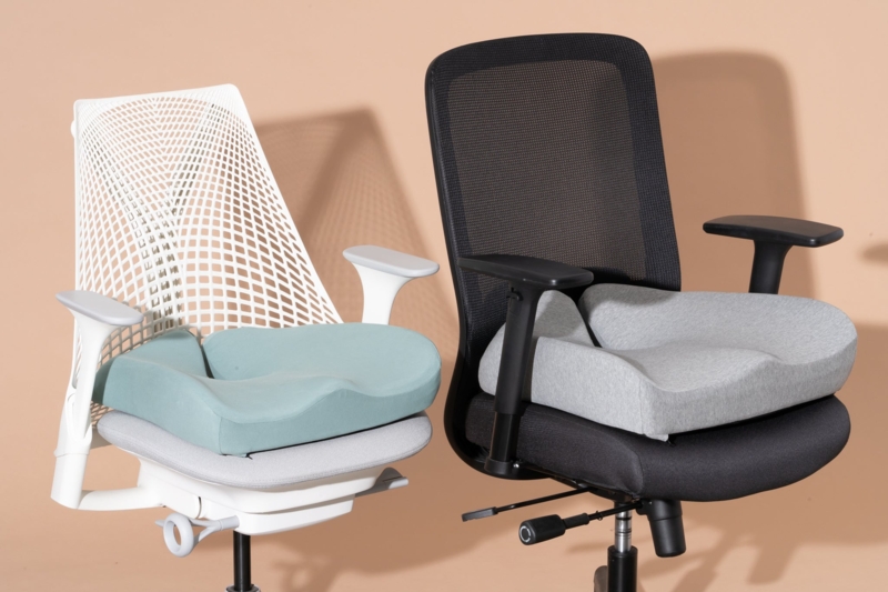 Office Chairs: Contoured Seat Cushions & Geometric Webbed Backrest