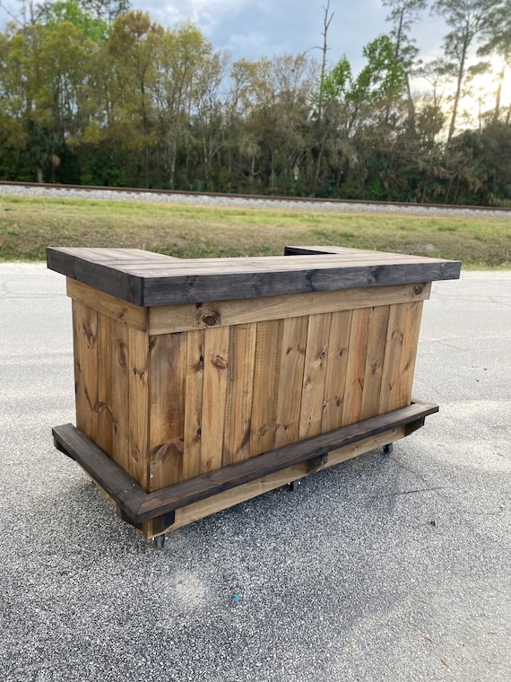 Outdoor Bar with Caster Wheels, Two-Tone Patio Bar Design