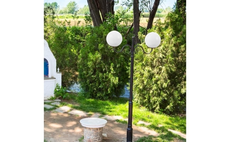 Outdoor Post Light, Traditional Dual Arm Design with Globe Shades