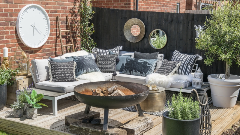Outdoor Sectional Sofa Boho Chic Black Fence Mirrors