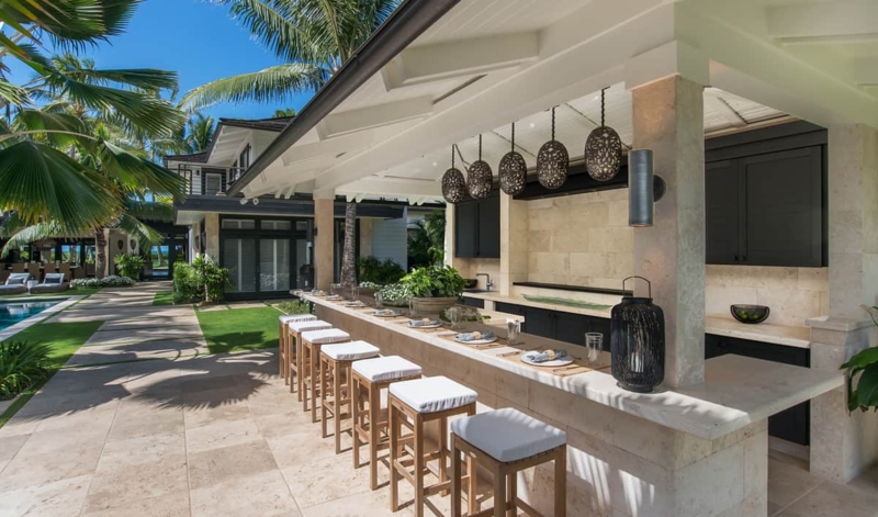 Poolside Outdoor Bar with Filigree Pendants and Stone Countertop
