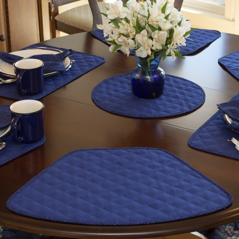 Quilted Jacquard Table Linens Wedge Shape Cobblestone Blue Dining