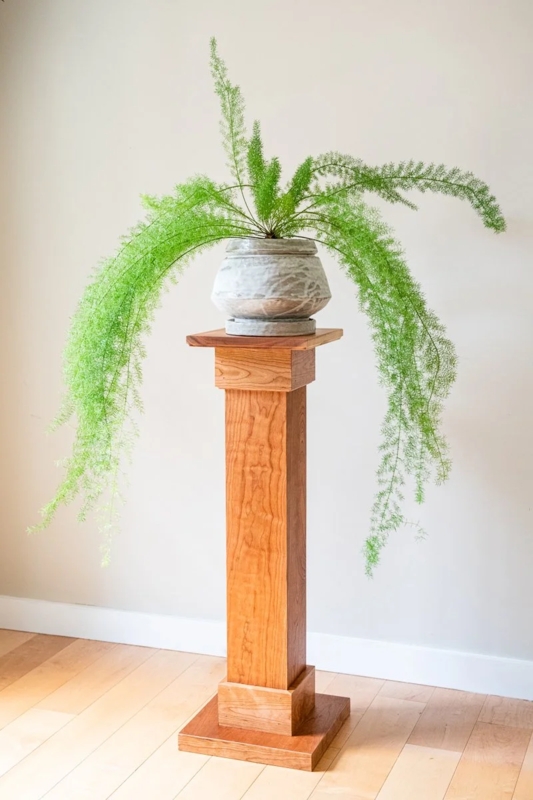 Robert Plant Stand  Rising Sun Woodworking
