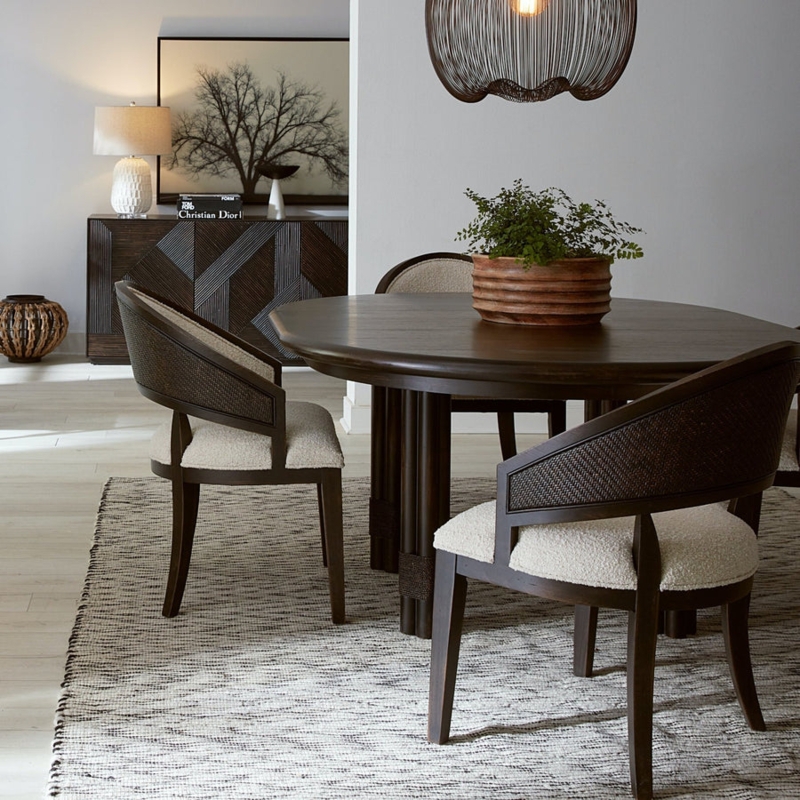 Round Dining Table Pole Rattan Base Boucle Chairs