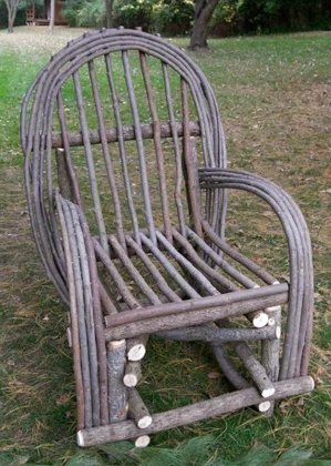 Rustic Twig Armchair: Bundled Structure with Slatted Branch Seat