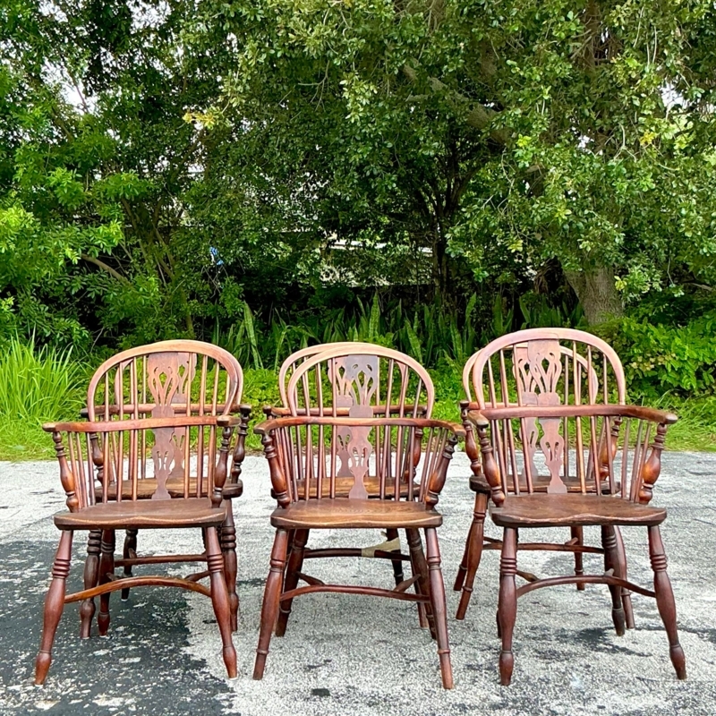 Set of Vintage Windsor Armchairs Pierced Splat Hoop