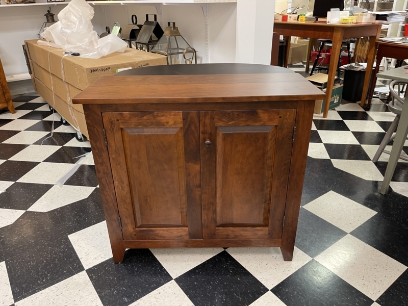 Shaker Accent Cabinet with Raised Panel Doors and External Hinges