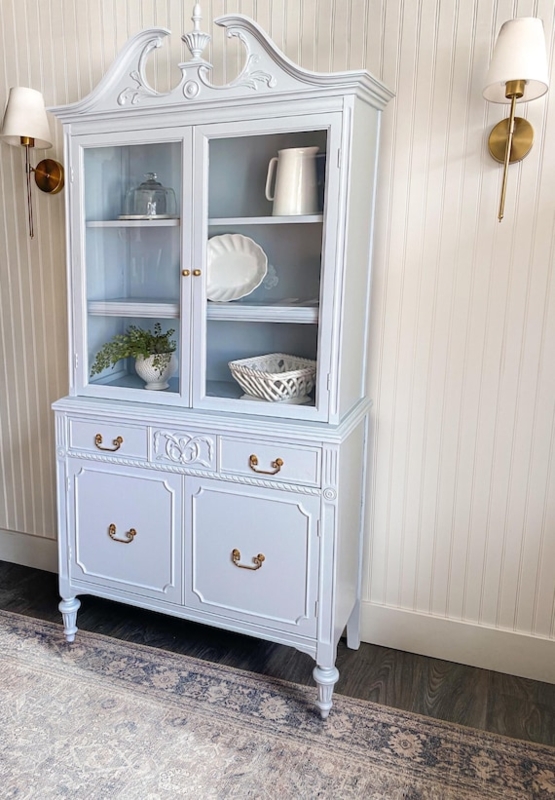 SOLD! Antique Hutch Hepplewhite China Cabinet Refinished Traditional  Furniture Duncan Phyfe Style 36" Pediment Glass Cabinet Farmhouse Hutch -  Etsy