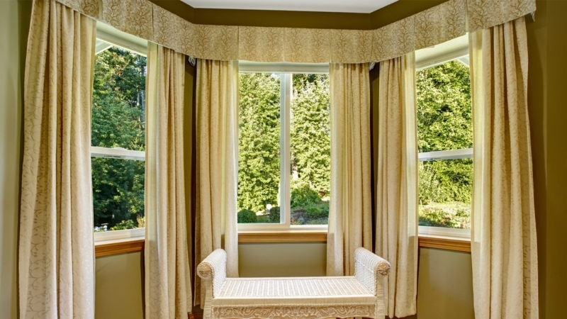 Traditional Bay Window Box Pleat Valance and Curtains