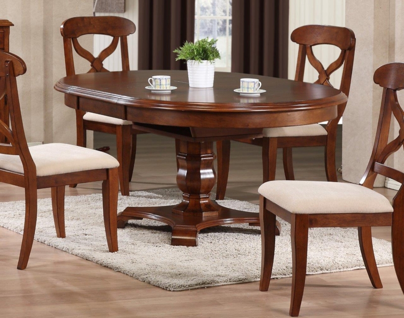 Traditional Pedestal Dining Table in Chestnut Brown with Oval Top