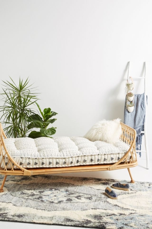 Tufted Rattan Daybed, Geometric Border Print, Spindle Back