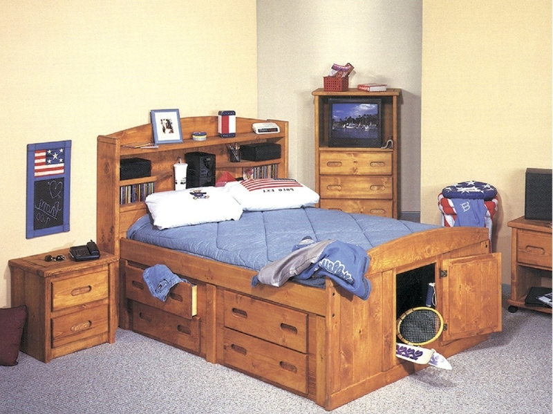 Twin Captains Bed Frame with Footboard Cubby Storage