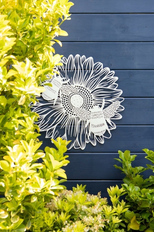 Wall Plaque White Sunflower and Bee Design, Laser Cut Metal Art