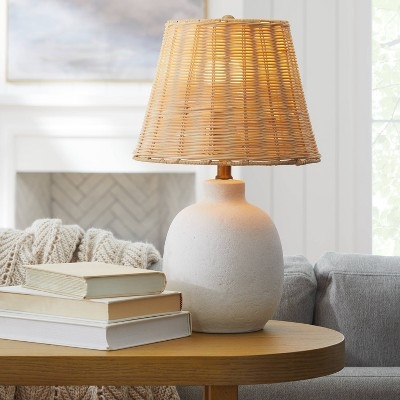 White Ceramic Table Lamp with Textured Base and Woven Rattan Shade