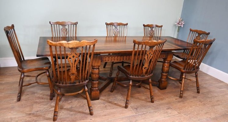 Windsor Dining Set Pierced Splat Scroll Crest Table