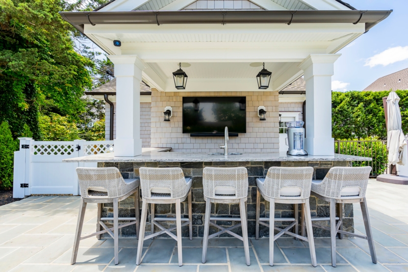 Woven Bucket Seat Barstools with Whitewashed Legs and Cutout Back