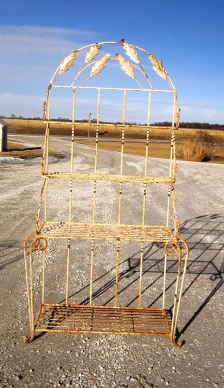 Bakers Rack Decorative Leaves Rusted Finish Arched Top Rustic