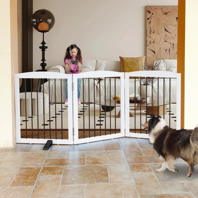 Pet Gate: Arched Top White and Black Contrast Folding
