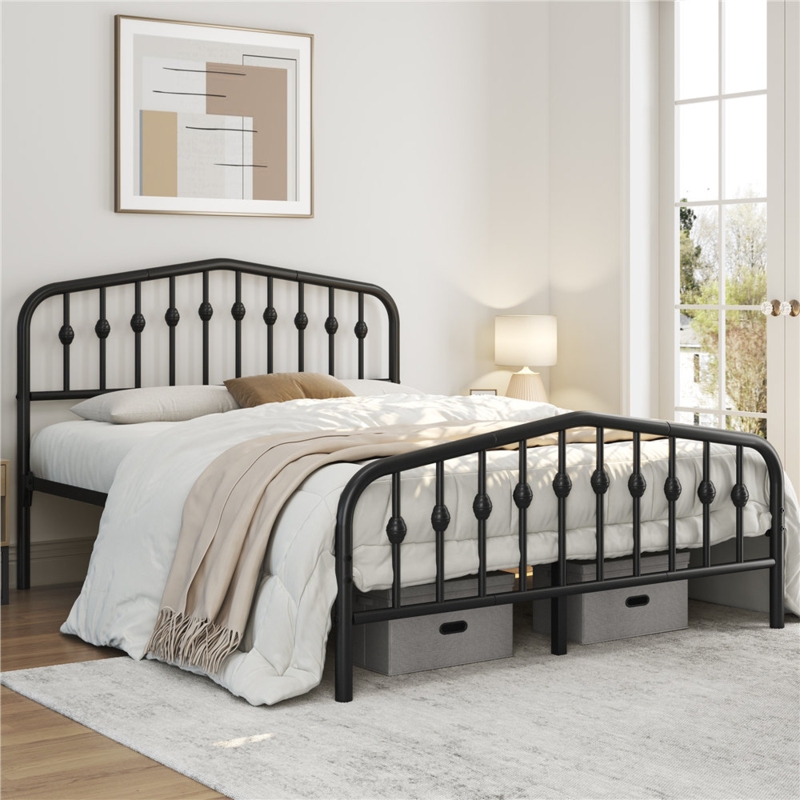 Arched Black Metal Platform Bed with Spindle Headboard