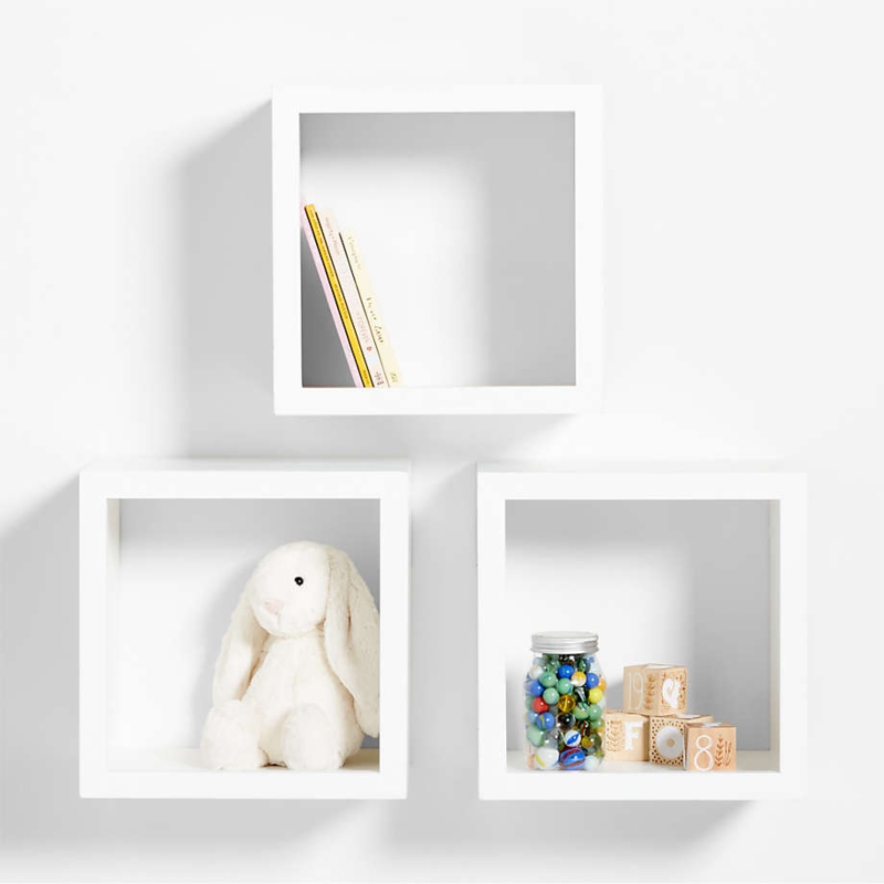 Floating Shelf Set of 3 Cube Shape Matte Finish Staggered Layout