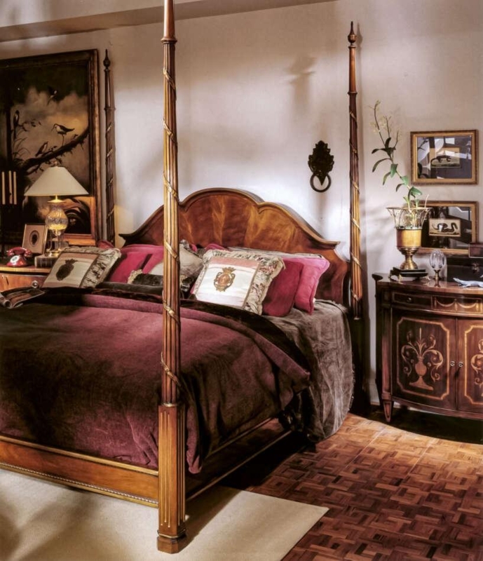 Four Poster Bed Traditional Dark Wood Arched Headboard Spiral Posts