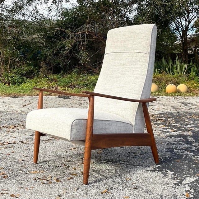 Lounge Chair High Back Silhouette Wood Frame Recliner Textured Beige (75)