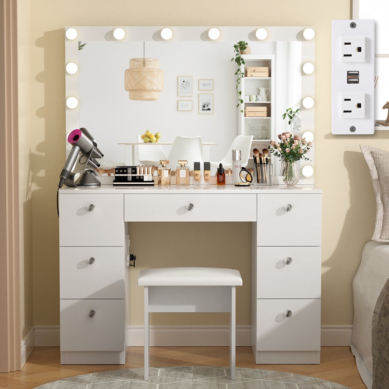 Makeup Vanity Seven Drawers Crystal Knobs Lighted Mirror