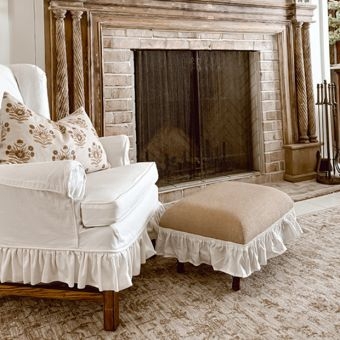 Ottoman Round Burlap Ruffled Skirt Farmhouse Tufted Footstool