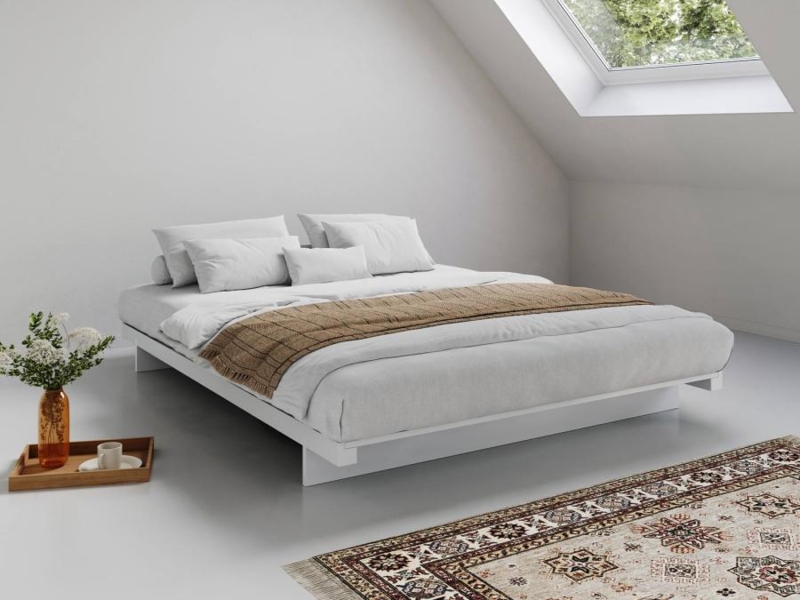 Platform Bed with No Headboard in Minimalist Matte Finish