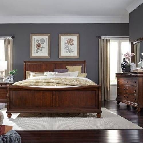 Rustic Cherry Wood Sleigh Bedroom Set with Traditional Bun Feet
