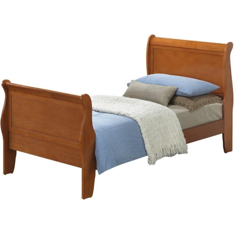 Sleigh Bed Honey Oak Finish Paneled Design Tapered Feet Oak Wood Frame