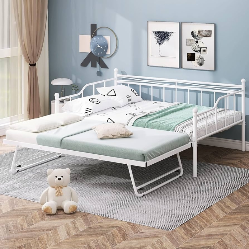 Spindle Back Daybed with Pop Up Trundle, Folding Legs