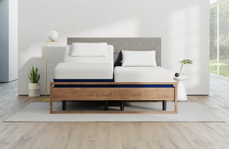 Split King Wood Surround Adjustable Bed Frame Articulating Base