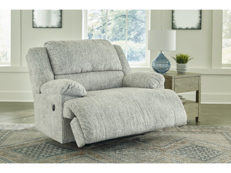 Transitional Manual Recliner with Split Back and Heathered Texture