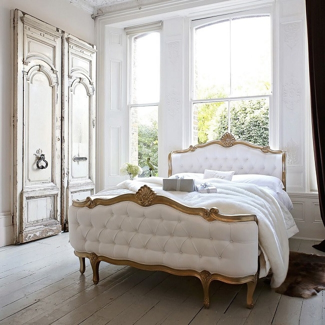 Upholstered Bed Gold Shell Carving Champagne Gold Bed Frame