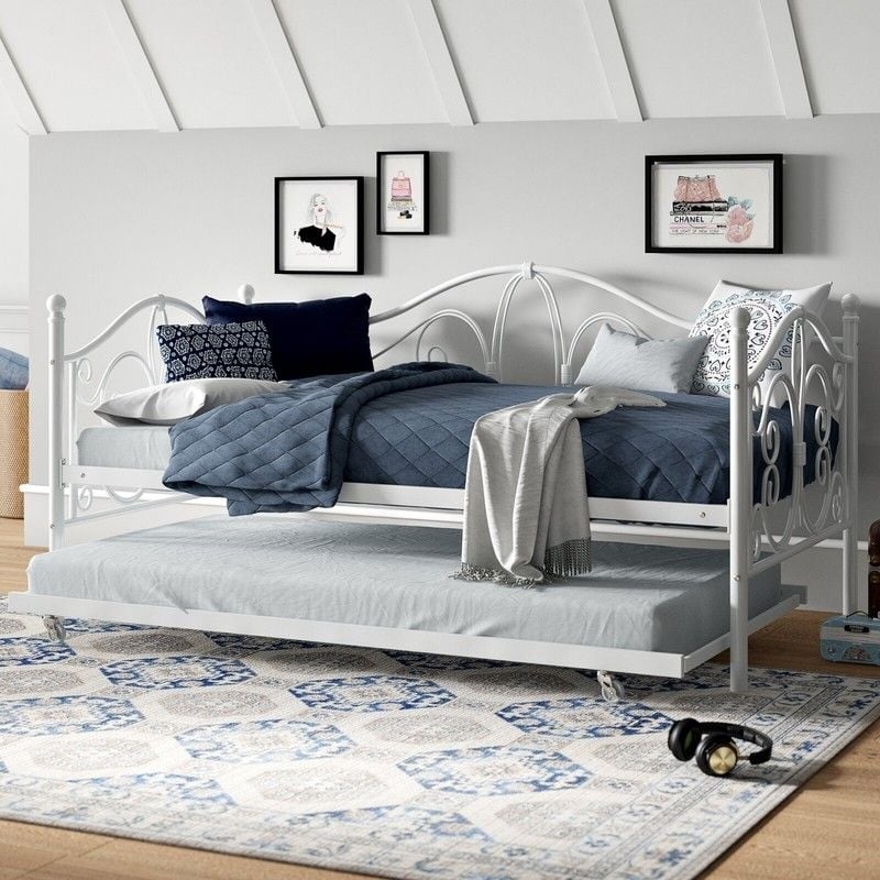 White Metal Fleur de Lis Daybed Frame with Pull Out Trundle