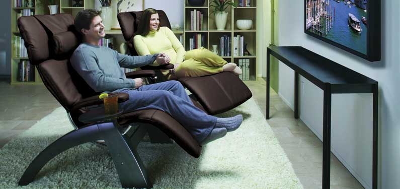 Zero Gravity Recliner with Integrated Side Tray and Curved Metallic Base